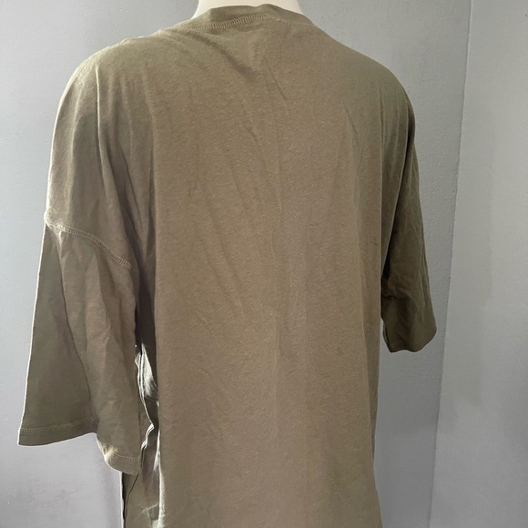 Women’s Olive Green T-Shirt SZ Small - Picture 2 of 5
